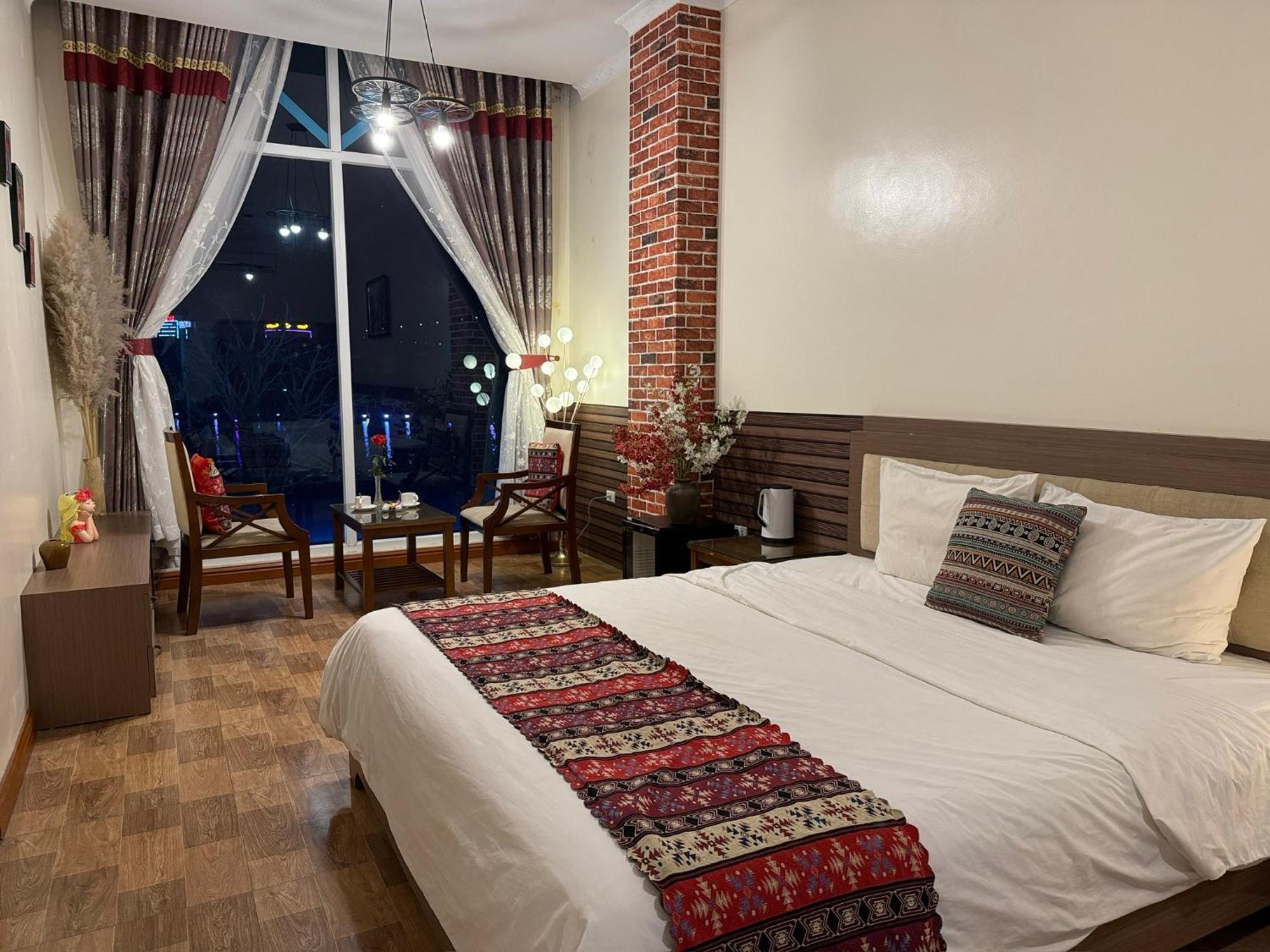 Anh Hong Hotel Ta Lan Than Eksteriør billede