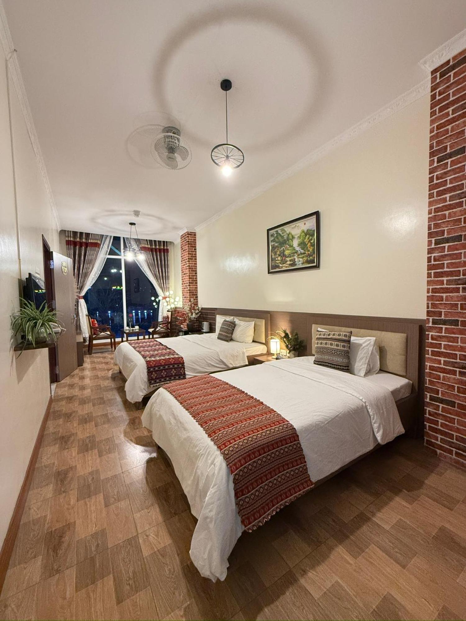 Anh Hong Hotel Ta Lan Than Eksteriør billede