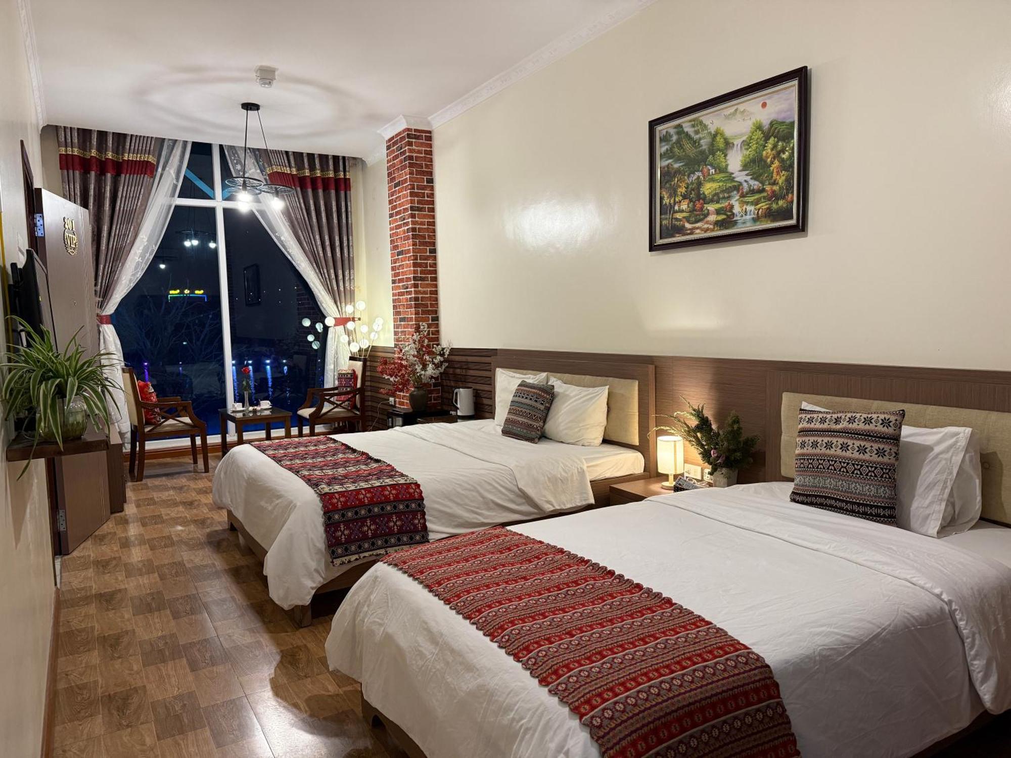 Anh Hong Hotel Ta Lan Than Eksteriør billede